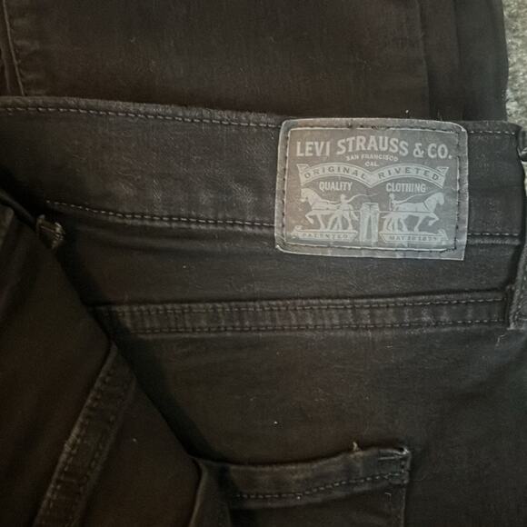 Levi’s 311 Shaping Skinny Womens Size 32 waist black - Picture 2 of 4